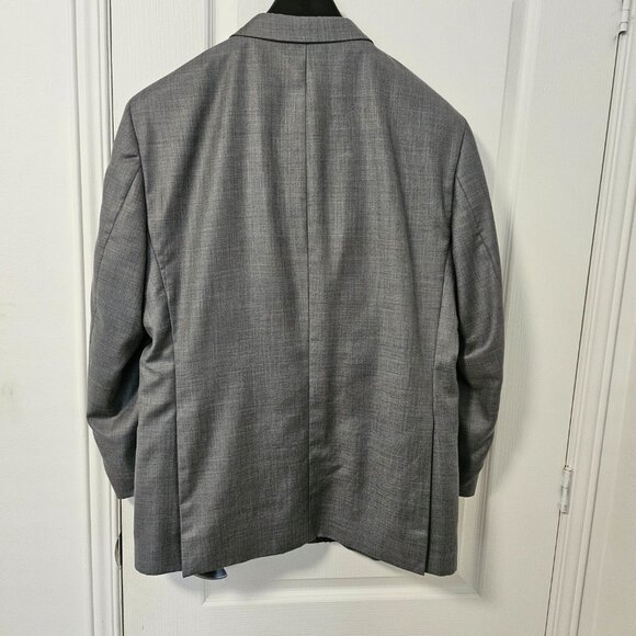 Light Grey Suit (2 pcs) - Picture 5 of 5